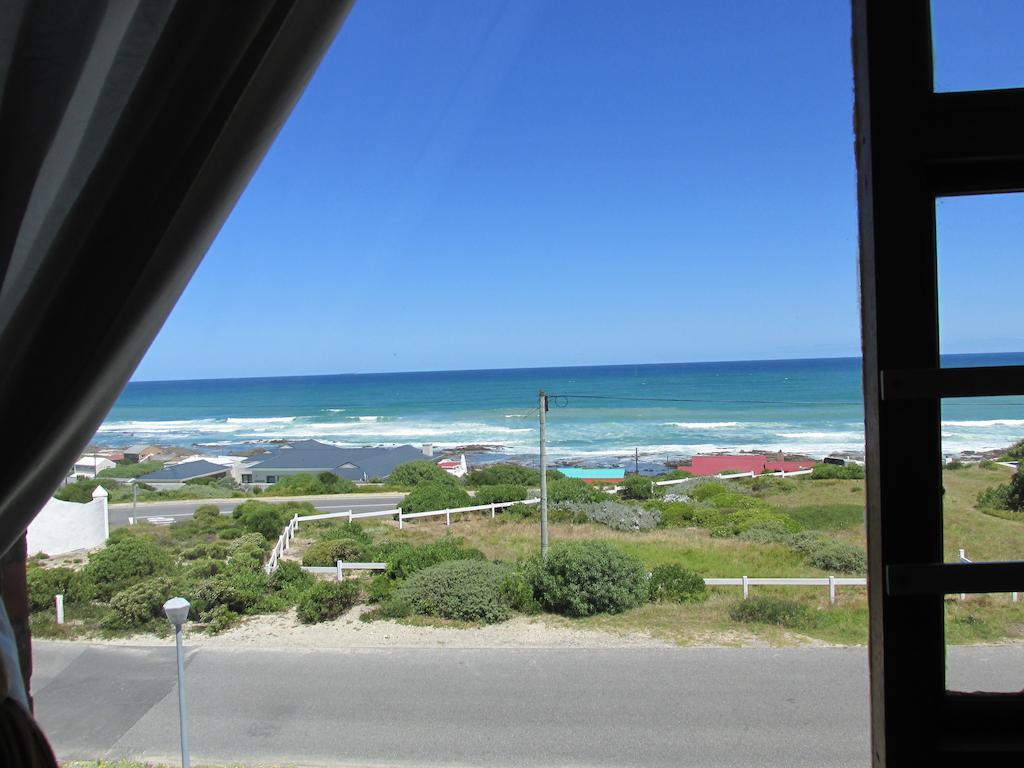 Oceanview Guesthouse Struisbaai Zimmer foto