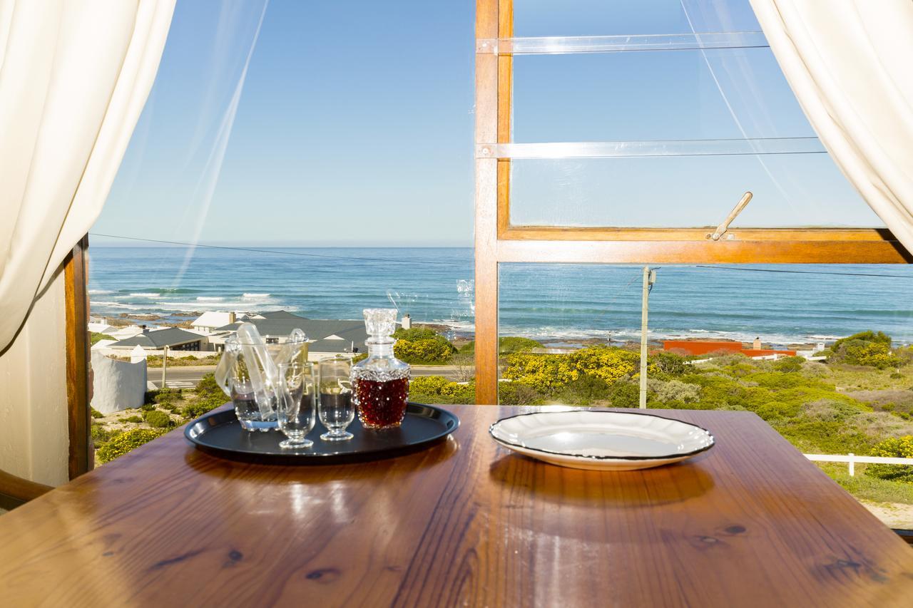 Oceanview Guesthouse Struisbaai Exterior foto
