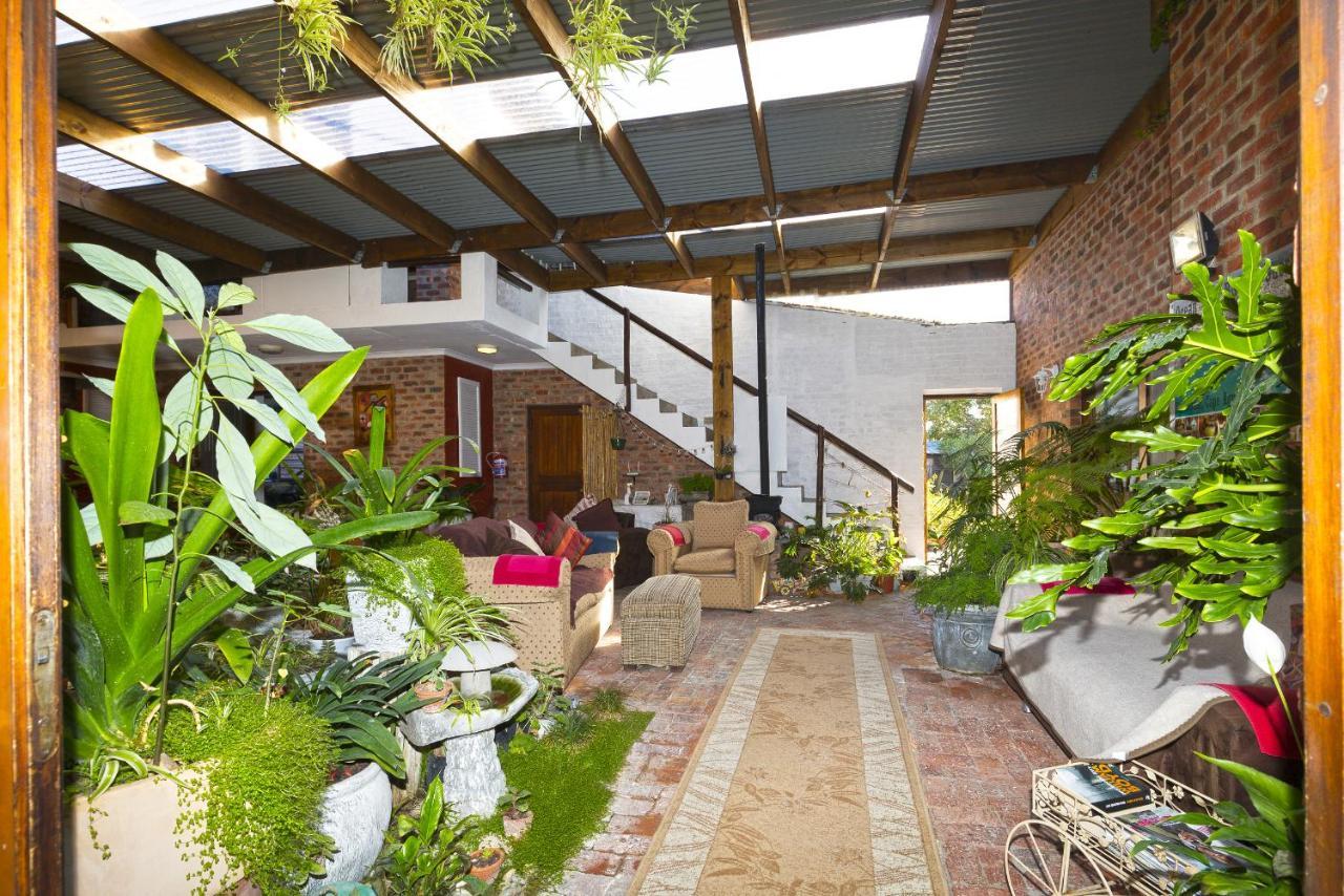 Oceanview Guesthouse Struisbaai Exterior foto