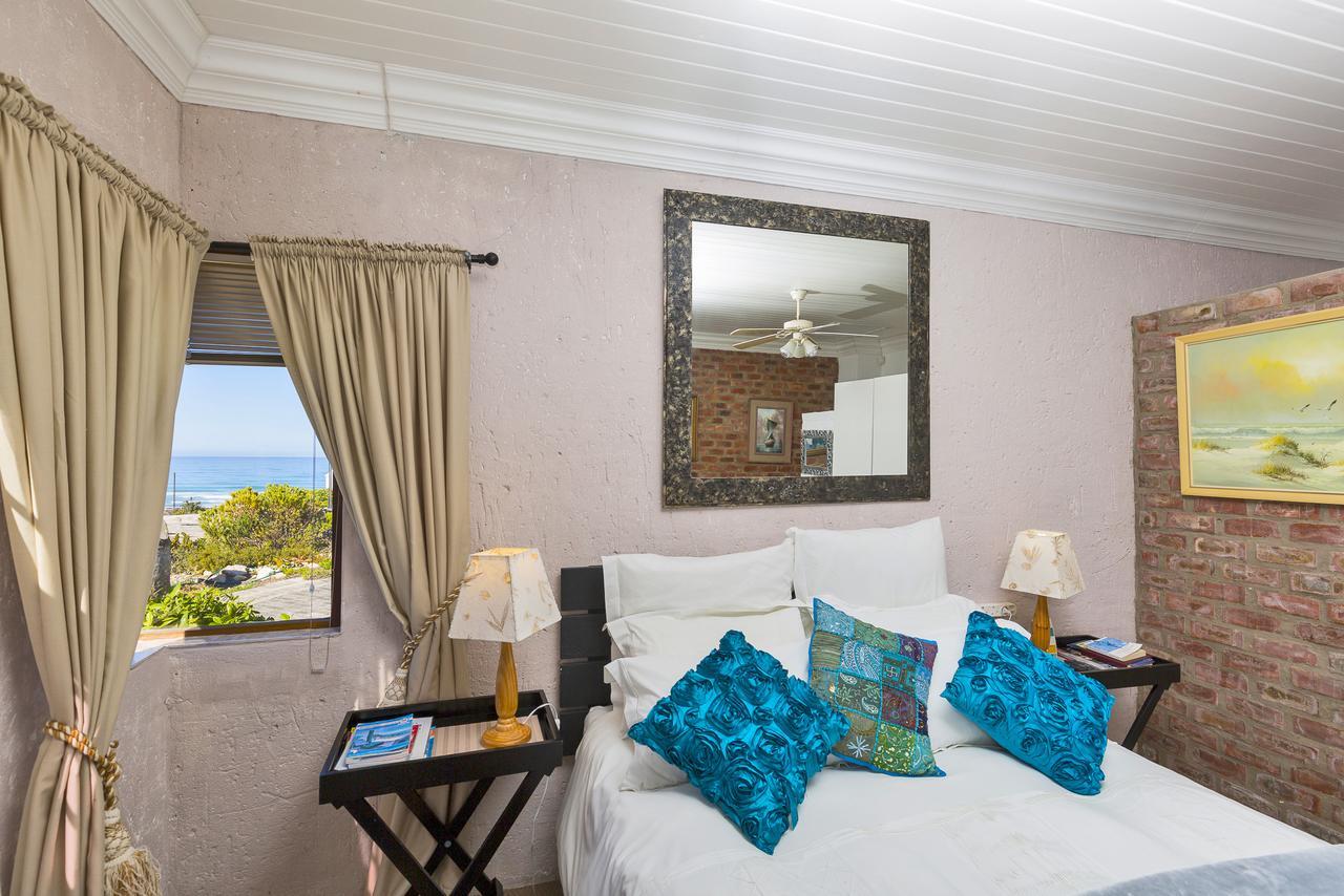 Oceanview Guesthouse Struisbaai Exterior foto